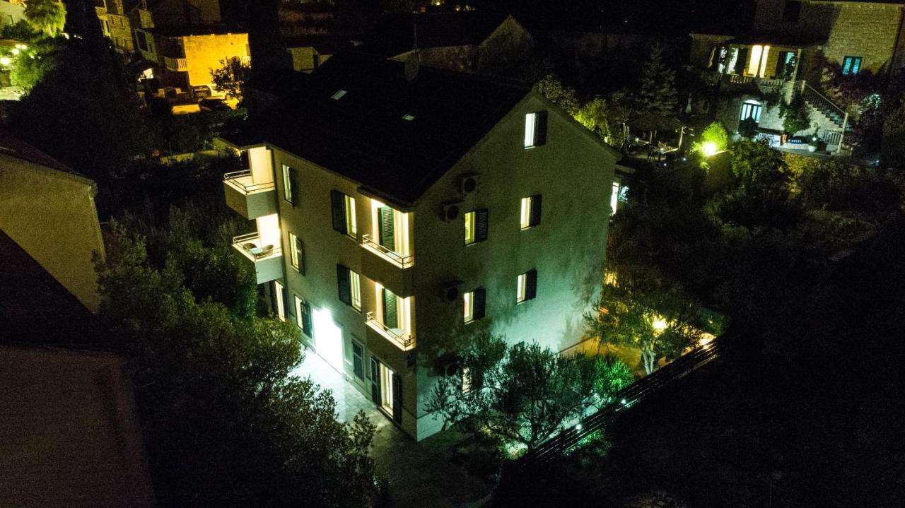 Apartments Rici Bol Exteriör bild